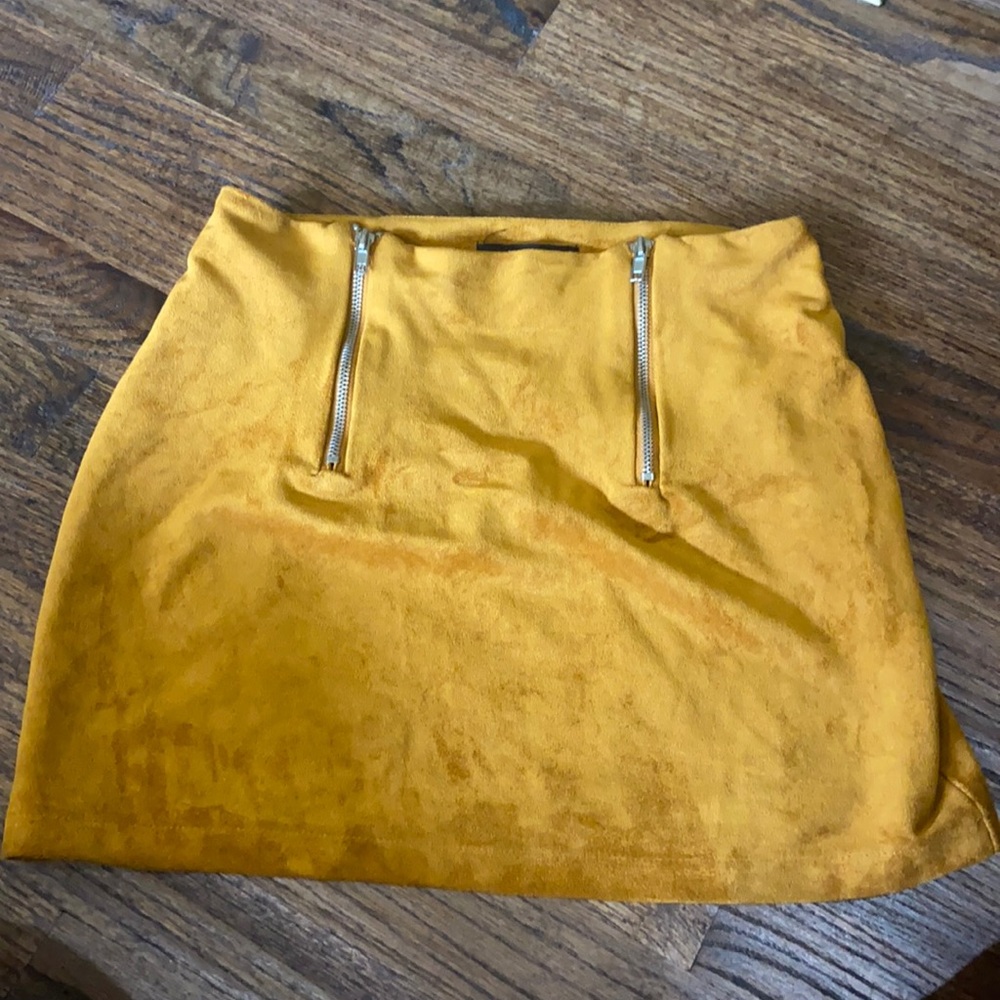 Yellow skirt